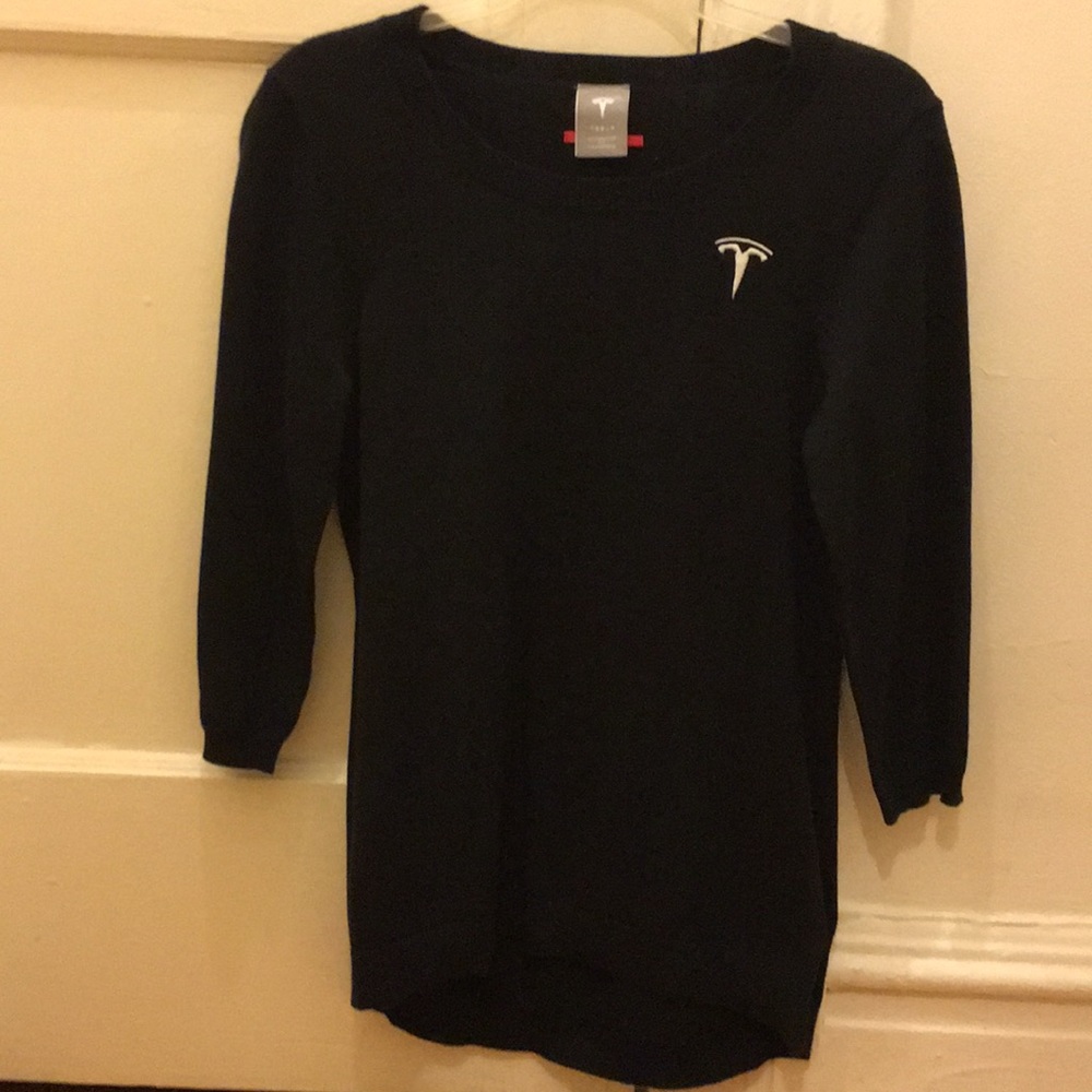 Women’s XS TESLA Tunic in Black